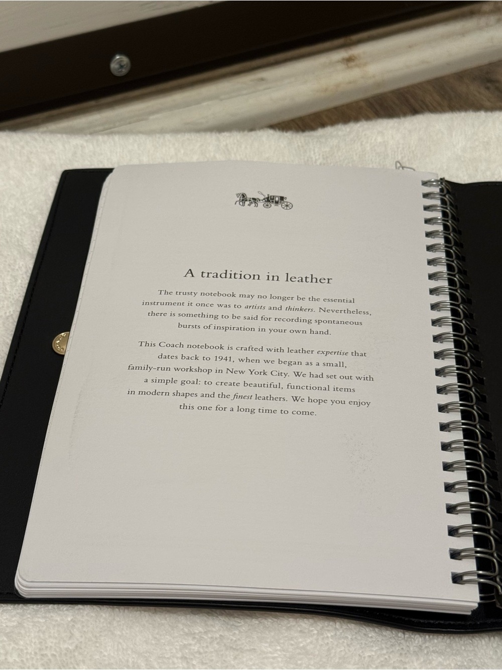 COACH Notebook in Leopard Print / PRICE FIRM - Picture 7 of 7